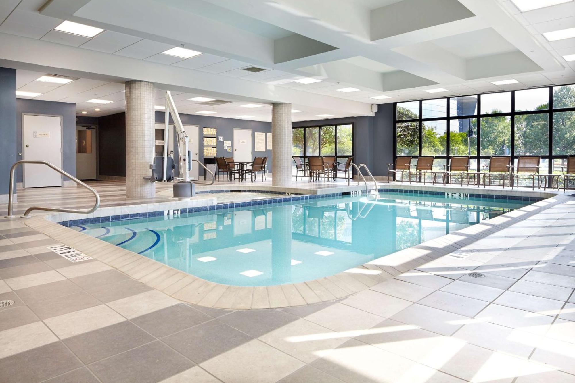 Embassy Suites By Hilton Atlanta Galleria Smyrna Eksteriør bilde