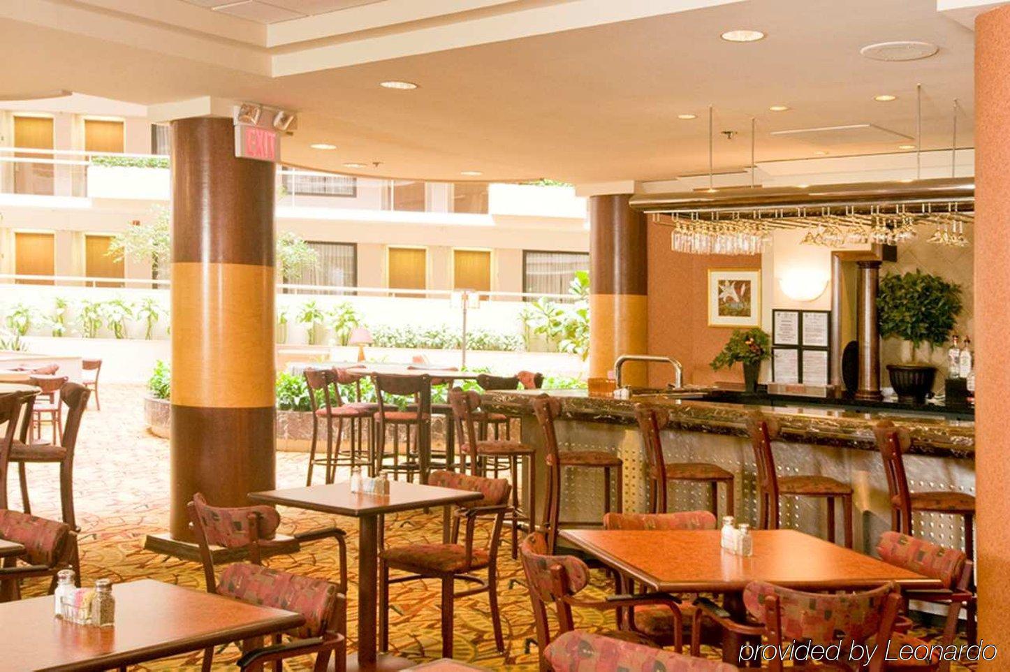 Embassy Suites By Hilton Atlanta Galleria Smyrna Restaurant bilde